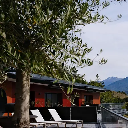 Les Restanques Du Lac Savines Exterior photo